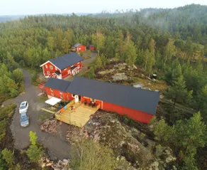 Top cabin with miles of view of the forest and lake - Image 2
