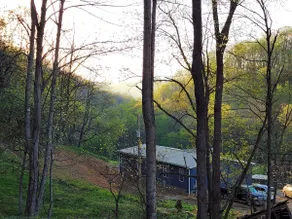 Stylish Studio for your next Appalachian Adventure - Image 3