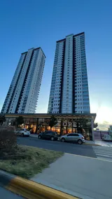 Puerto Madero facing the water (Spa & pool) - Image 3