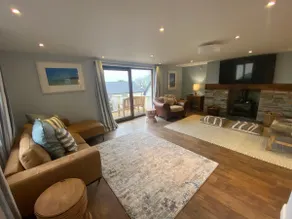 Spacious Coastal Home. Great for Families & Groups - Image 2