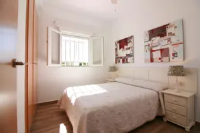 Enebolig på stranden ved Oliva i Urb. Kiko, på en privat grund - Image 3