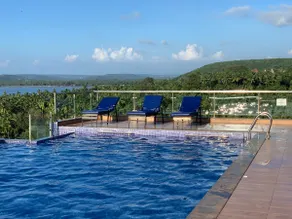 Amazing Infinity Pool Sea View! - 1 BHK by Kabella - Image 3