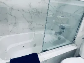 Beautiful suite beachfront on Ocean Drive SoBe - Image 3