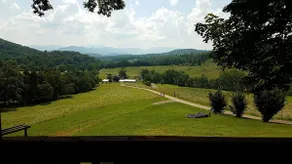 Holly Springs Hideaway - Image 5