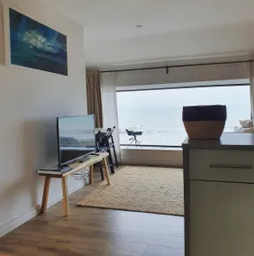 The Lookout, Ballyhalbert- cottage with sea views - Image 2