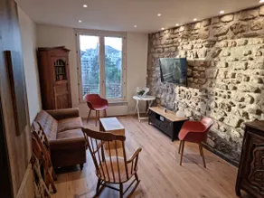 Beautiful 40 m2 2-room, free parking + near metro + park view - Image 4