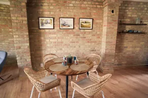 Art Gallery Apartment - Image 3