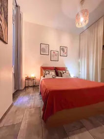 Renovated. Full center. 1 min from Joliette metro station - Image 4