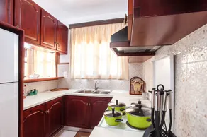 Riverside Apartment - Image 4
