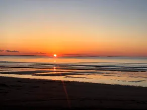 2 BR Apt at Kinney Shores w/ private beach access - Image 3