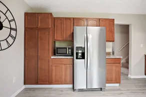 EASTON TOWNE CENTER 4 bed, 2 full bath home w/  big yard - Image 4