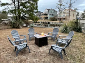 Canal Front Cottage - Family & Pet Friendly! - Image 3