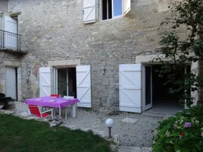 Maison du XVème au cœur du village médiéval - Image 4