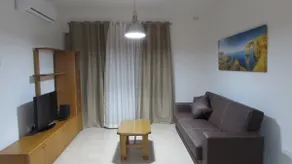 Carina Court Apartment - Image 5