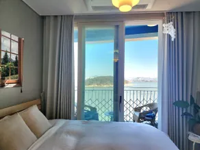 Stunning ocean view / terrace in front of the sea / Netflix / free parking / contactless check-in / 15 minutes to Incheon Airport! - Image 2