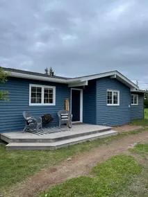 Cozy Oceanfront Cottage - Image 3