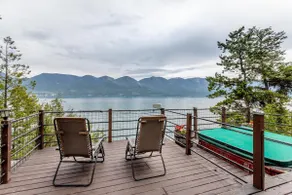 Beautiful Lakefront House on Flathead with Gym - Image 2