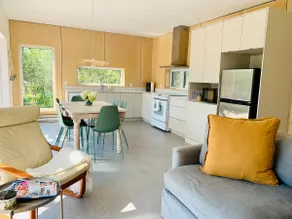 JustOneLife Cottage, Canton de-l'Est, Riverfront - Image 3