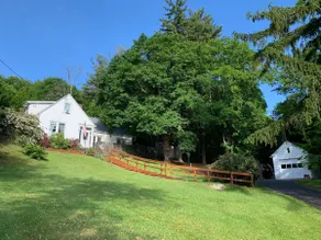 WELCOMING WINDHAM HOME WITH BREATHTAKING VIEWS - Image 2