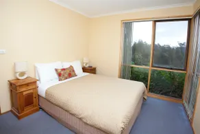 2 Bedroom Cabin - Image 4