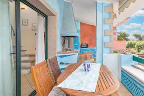 På en fantastisk beliggenhed med balkon og grill - Casa Vacanze Baia del Faro - Image 2