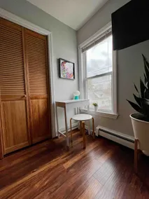 Convenient and chic private suite with 2 bedrooms! - Image 3