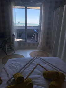 DAMGAN Morbihan T4 Duplex, Breathtaking sea view - Image 4