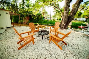 Legacy Lagoon- Peaceful on Weeki Wachee Canal w/2 Clear Kayaks! - Image 2