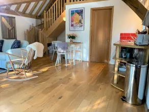 Stylish lodge in Woodbridge (parking) - Image 2