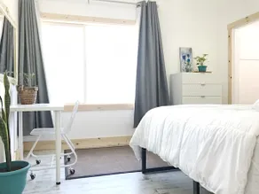Peace, eat & sleep in your private cozy cottage - Image 2