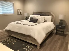 Beautiful Updated Home in Downtown Sonora - Image 3
