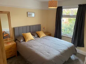 "Near to the Beach "- 2 bedroom Flat Sleeps up to 5 - Image 5