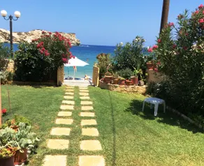 Dream apartment in a top location right on the beach - Image 2