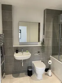 Modern 2 Bedroom House, Edinburgh. - Image 3