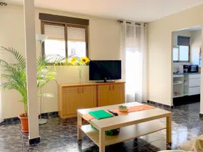 A bright and airy apartment in Onil - Image 5