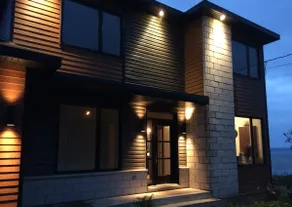 Penthouse on the St. Lawrence River - Image 2