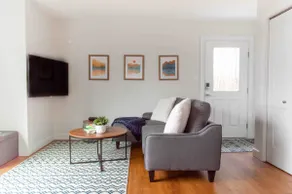Oceanview Modern Suite - Pet Friendly - Image 2