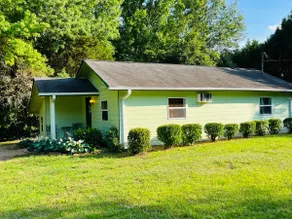 Cozy Retreat in the Country - Image 4
