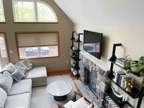 Le Bambi <Pocono Lake Chalet> - Image 5