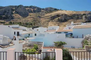 Spacious Rural House with a pool in a Unique place - Image 4