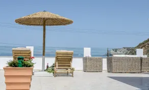 Laia Seafront Luxury Apartments - Image 4