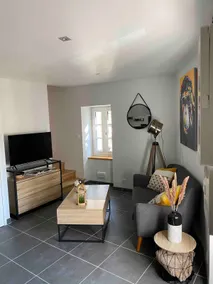 Beautiful apartment in the heart of Sainte-Alvère. - Image 2