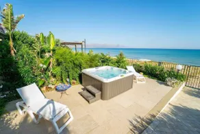 Dune Home, seaside accommodation, three-bedroom house - Image 3