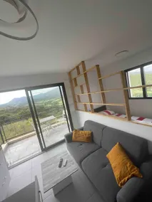 Nice studio with mountain views - Image 4