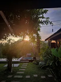 Portum, Villa with Sunrise View and Infinity Pool - Image 5