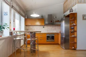 Penthouse Apartment with Great Panoramic City View - Image 4