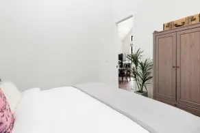 Chic Guest House in the Heart of the City - Image 3