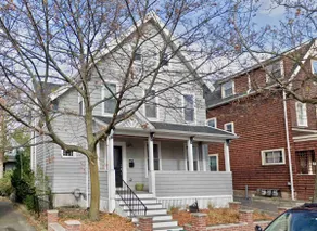 Luxurious House-Harvard/PorterT 4BR/4Bath, Parking - Image 2