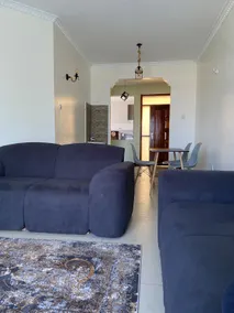 Spacious apartment with scenery - Image 4
