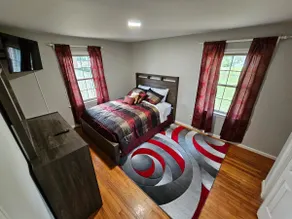 Gorgeous Modern Family Home - Image 4